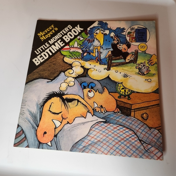 Bundle of 2 Little Monster's books and stuffed animal - Picture 2 of 9